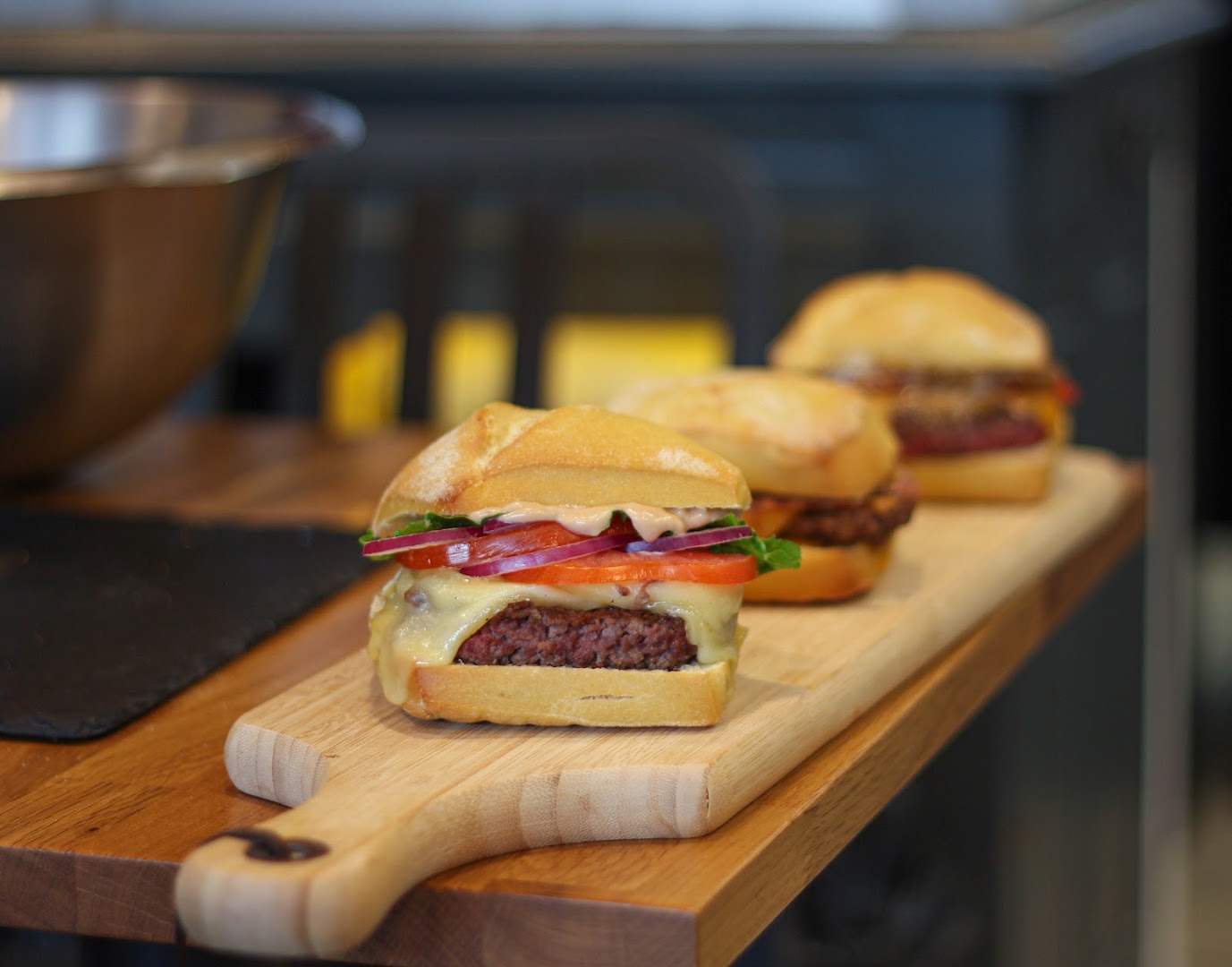 Un burger dans la cuisine - Fonbeauzard · Photos 5